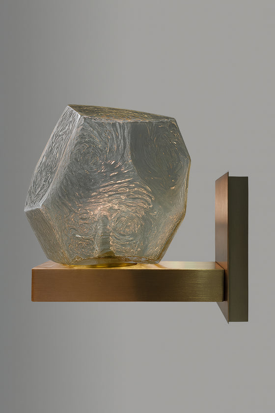 Kessa Sconce